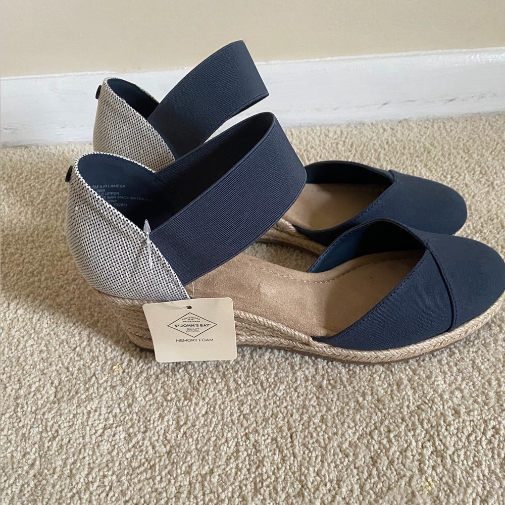 St John’s Bay women’s wedge sandals